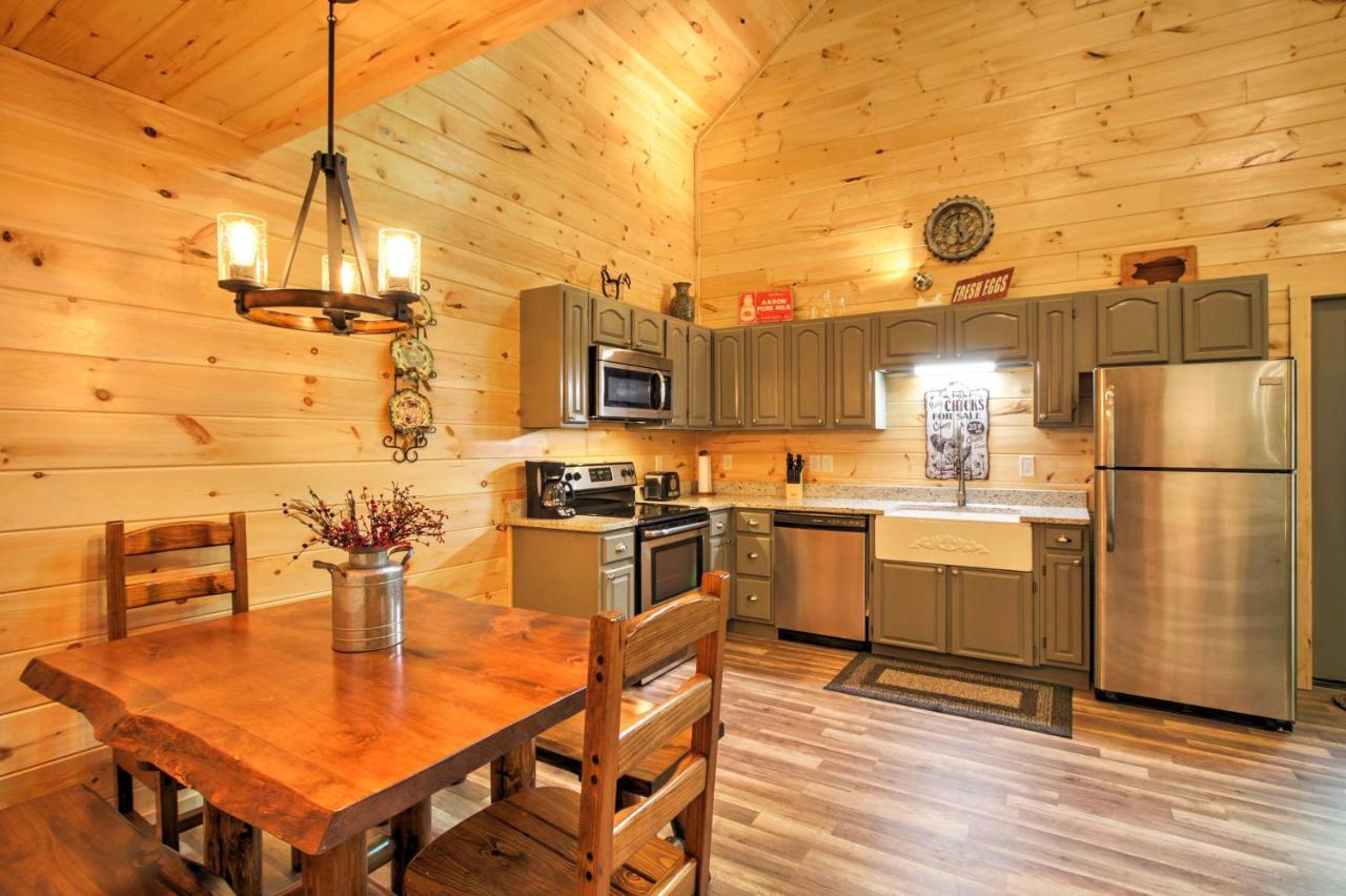 Gatlinburg Cabin With Hot Tub 5 Mi To Downtown Εξωτερικό φωτογραφία